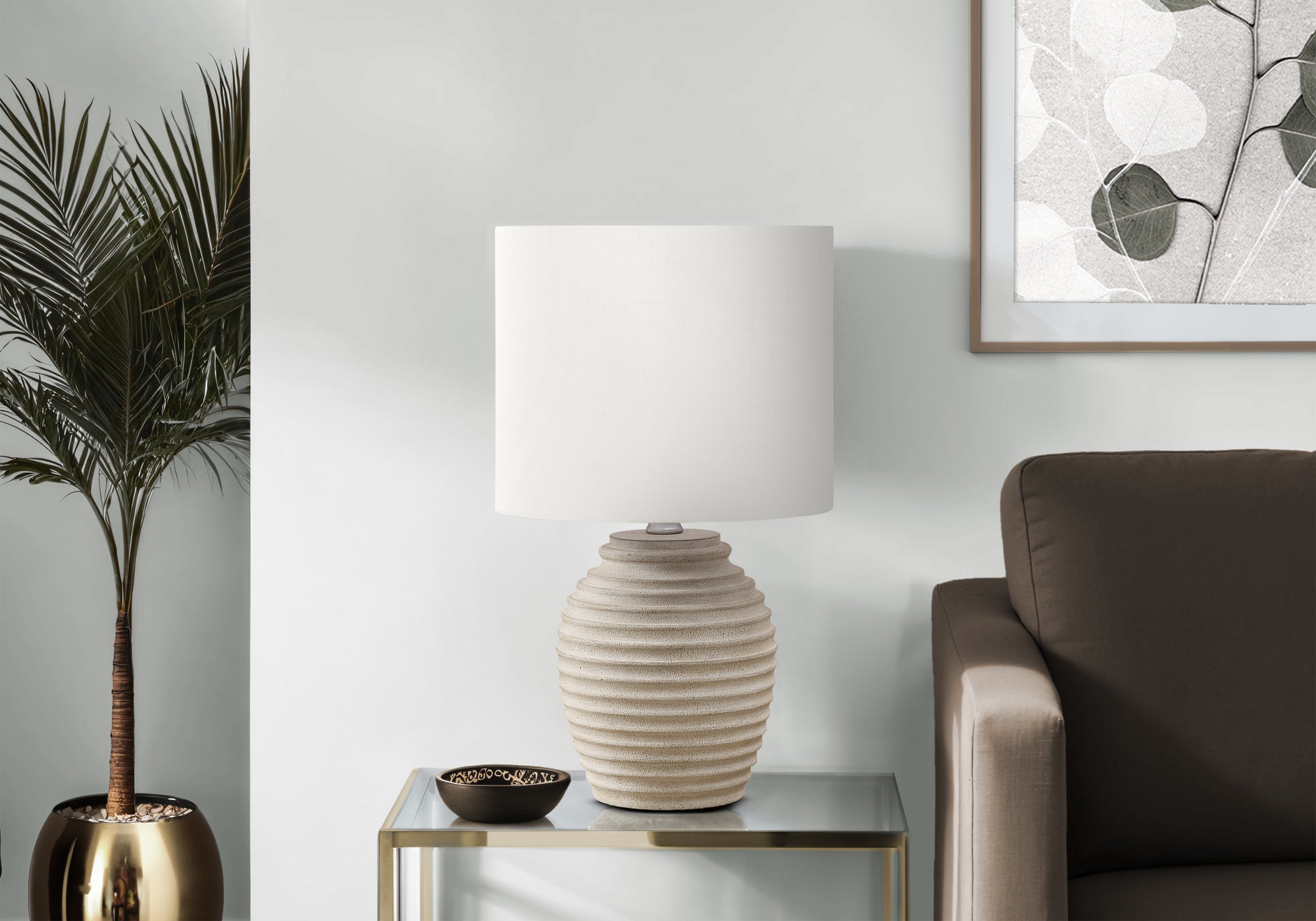 MN-209865    Lighting, 17"H, Table Lamp, Beige Resin, Ivory / Cream Shade, Contemporary