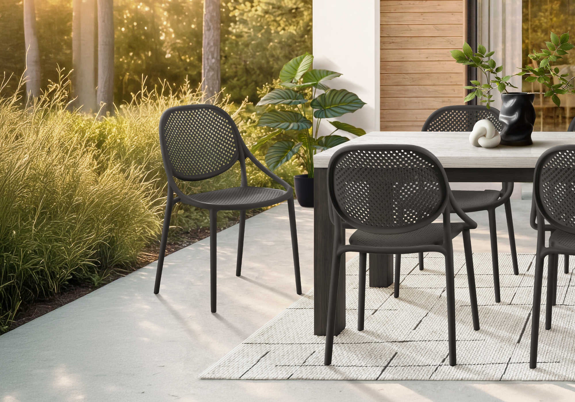 MN-384019    OUTDOOR CHAIR - BLACK STACKING DINING CHAIR / SET OF 4