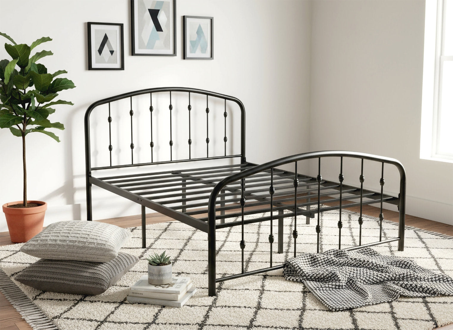 IF-5425 Bed, Black Steel Frame, Contemporary Design