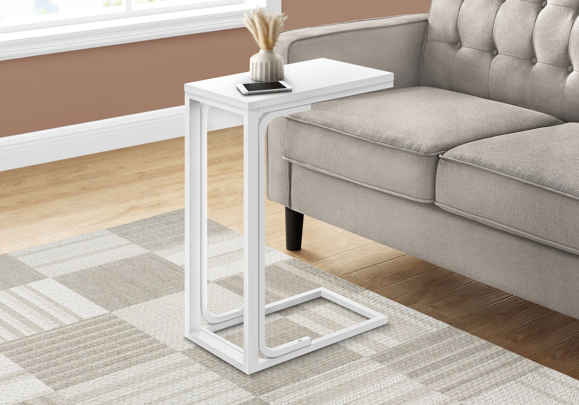 MN-873478    Accent Table - 25"H /White / White Metal