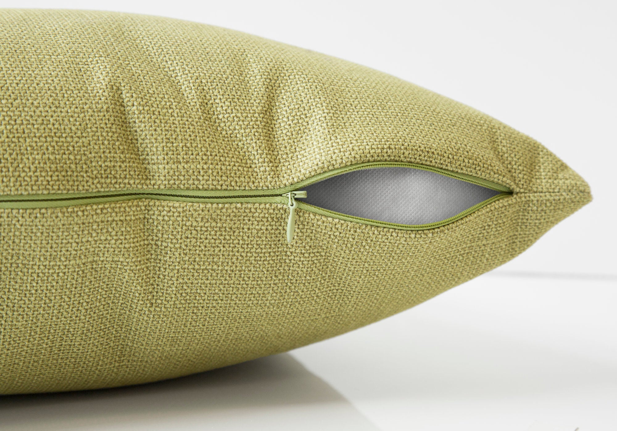 MN-829293    Pillows, Set Of 2, 18 X 18 Square, Insert Included, Decorative Throw, Accent, Sofa, Couch, Bed, Cozy Textured-Look, Soft Polyester Fabric, Hypoallergenic Soft Polyester Insert, Lime Green, Classic